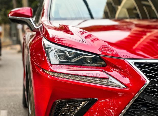 Lexus NX 300H L PACKAGE 2016