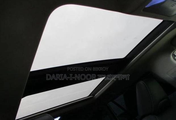 Toyota RAV4 G - 4WD BodyKit 2019