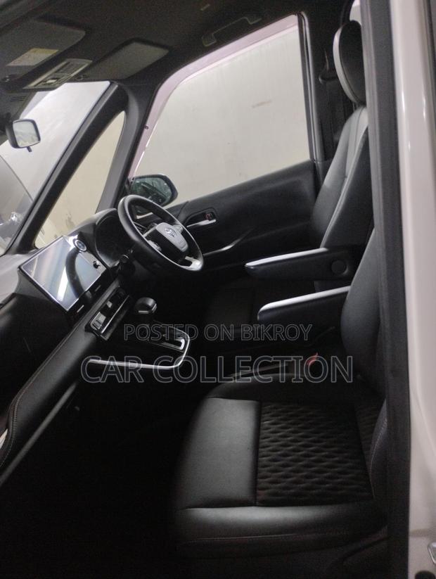 Toyota Noah SZ 2022