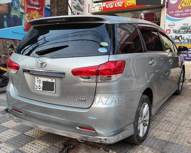 Toyota Wish 7Seat Sunroof S 2010