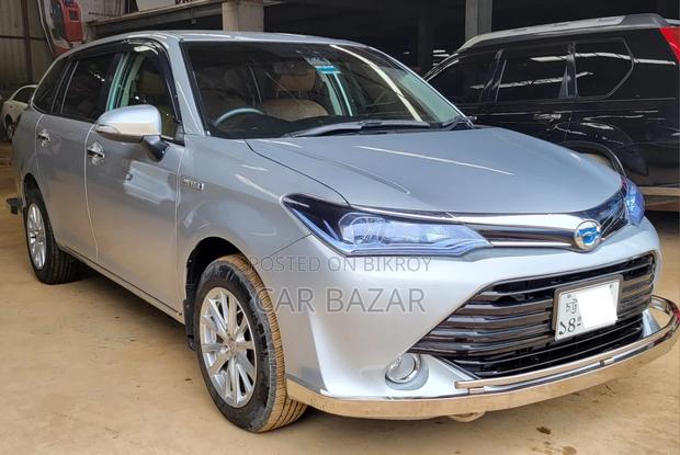 Toyota Fielder X Hid Hybrid 2017