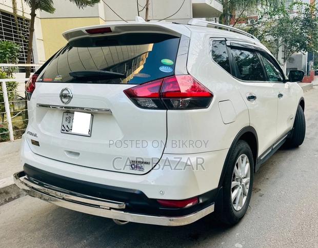 Nissan X-Trail 2.0Xi XTT VERSION 2018