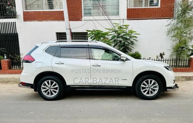 Nissan X-Trail 2.0Xi XTT VERSION 2018