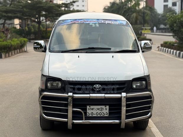 Toyota Noah GL KR 42standardroof 2004