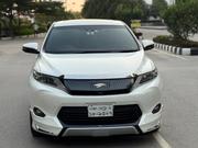 Toyota Harrier 2015 Pearl for sale