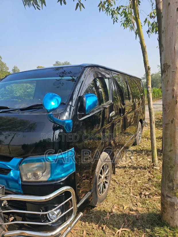 Toyota Hiace Super GL Black 2006