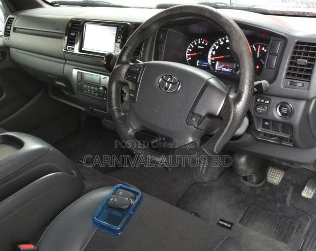 Toyota Hiace GL BLACK 2020