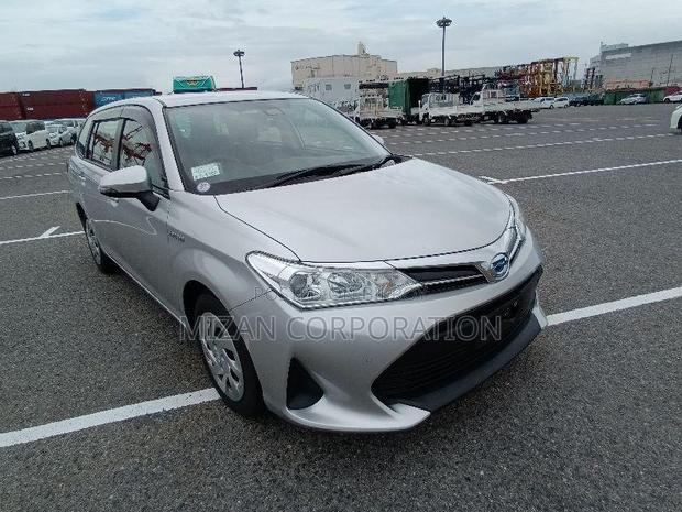 Toyota Fielder Ex package 2020