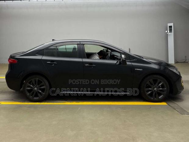 Toyota Corolla WxB Package Black 2020