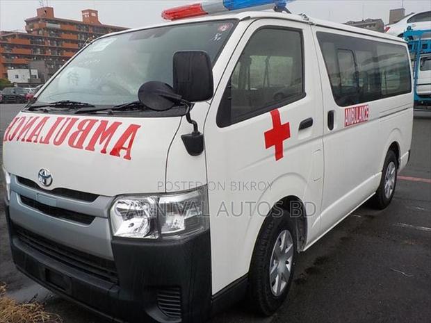 Toyota Hiace DX PACKAGE AMBULANCE 2020
