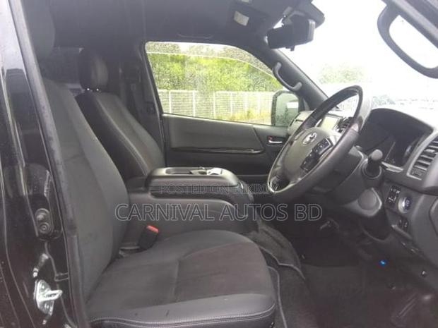 Toyota Hiace SUPER GL DARK PRIME 2022