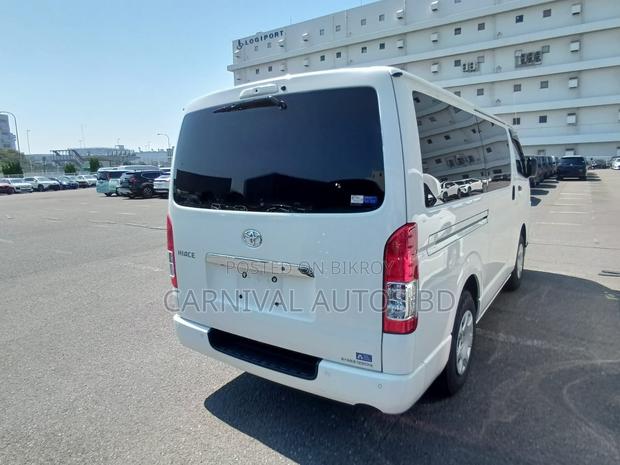 Toyota Hiace ORIGINAL JAPAN GL 2020