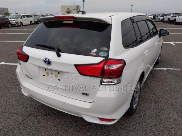 Toyota Fielder EX PACKAGE HYBRID 2021