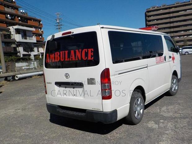 Toyota Hiace AMBULANCE 2020