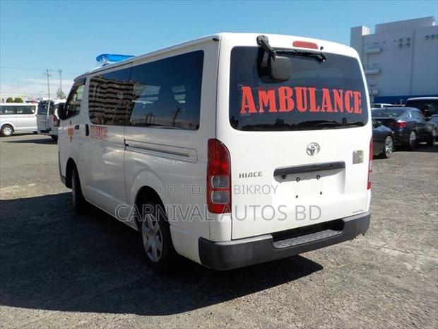 Toyota Hiace AMBULANCE 2020