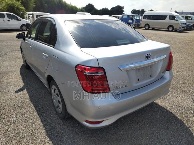 Toyota Axio 2021 Silver