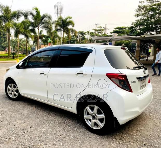 Toyota Vitz G SPECIAL EDITION 2011