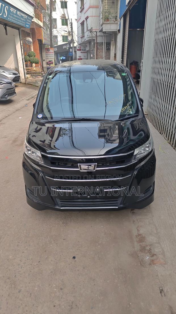 Toyota Noah NON HV ONE DOOR PWR. 2020