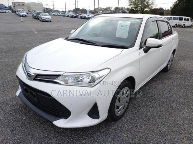 Toyota Axio EX NON HYBRID WhITE 2020