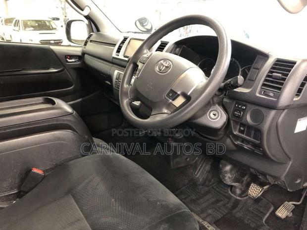 Toyota Hiace SUPER GL KEY START 2020