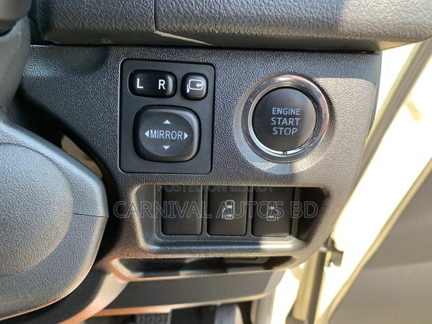 Toyota Hiace SUPER GL SPECIAL E. 2021