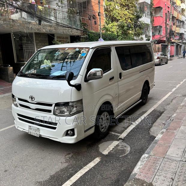 Toyota Hiace GL(HALF SELLING) 2012