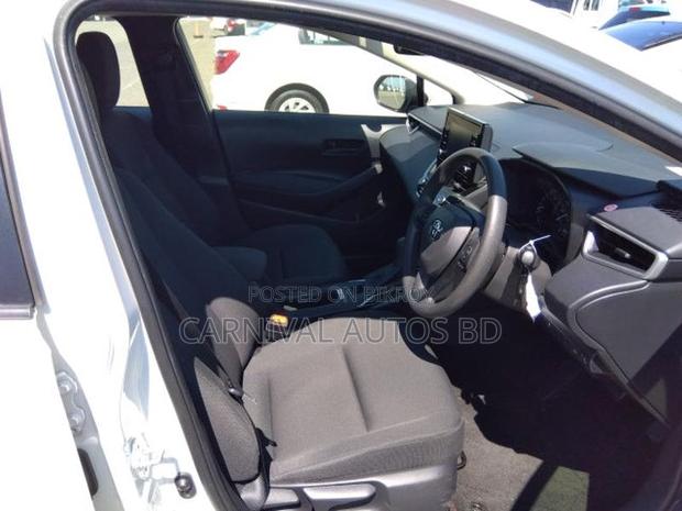 Toyota Corolla GX HYBRID 2020
