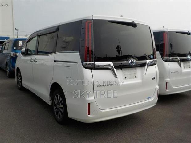 Toyota Esquire G I Package 2021