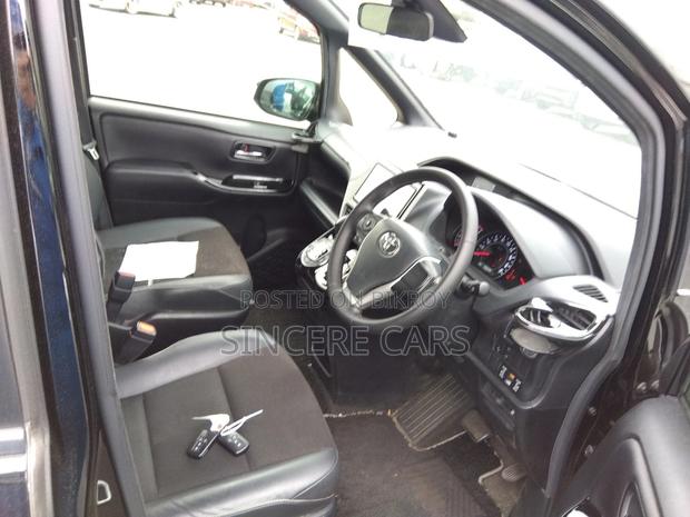 Toyota Noah SI WXB NON-HYB 4PT 2020