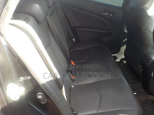 Toyota Prius s 2020