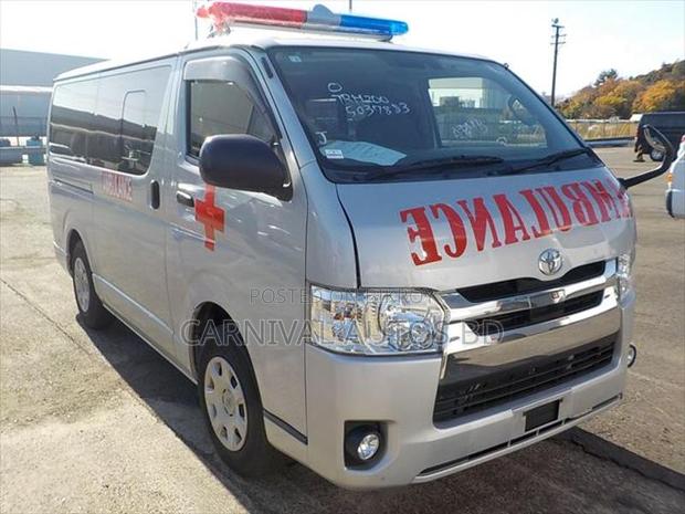 Toyota Hiace GL AMBULANCE 2021