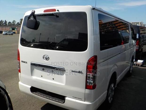 Toyota Hiace SUPER GL LED 2DR PWR 2022
