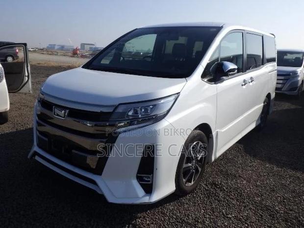 Toyota Noah SI WXB NON HYBRID 2021