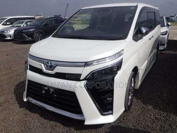 Toyota Voxy ZS KIRAMIKI 2 2020