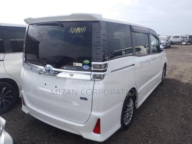 Toyota Voxy ZS KIRAMIKI 2 2020