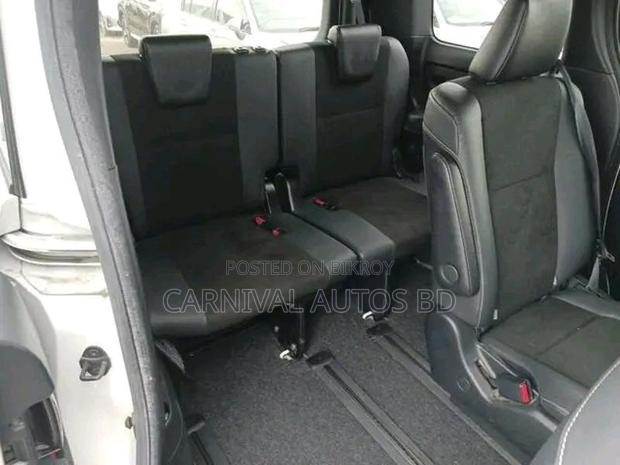 Toyota Noah SI WXB HYBRID 2021