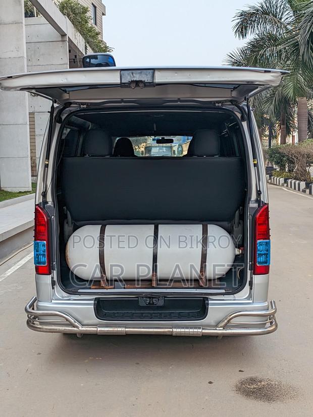 Toyota Hiace GL-SUPER FRESH 2012