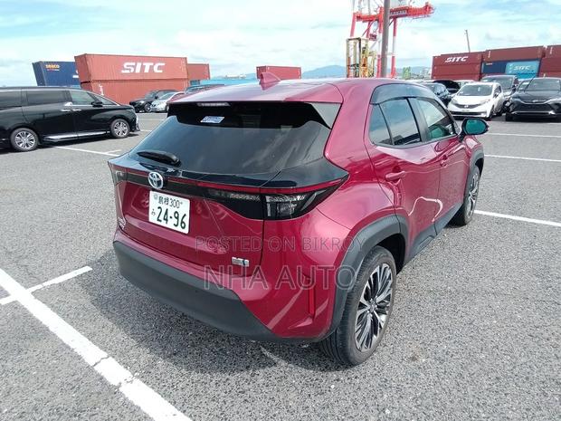 Toyota Yaris Cross z leather (4) 2021