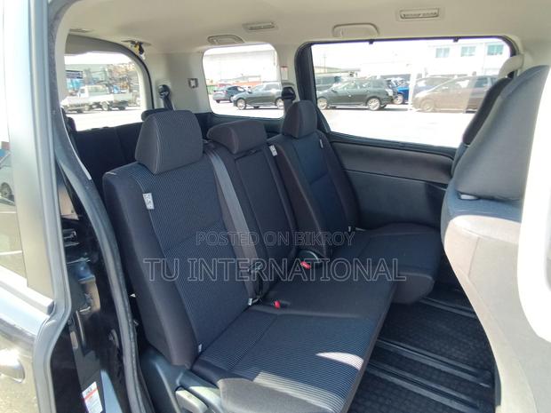 Toyota Noah PUSH NON HYBRID 2021