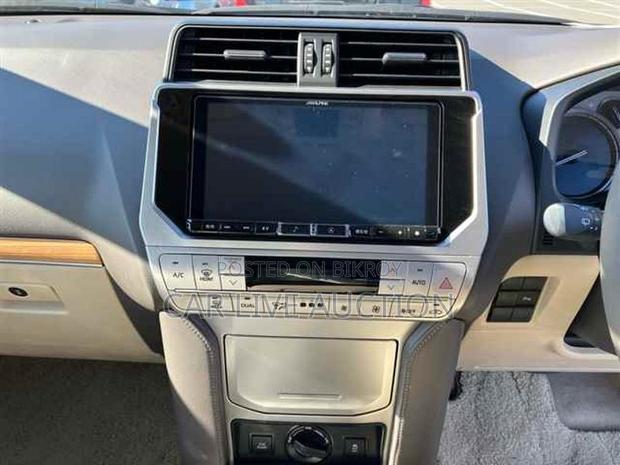 Toyota Prado LAND CRUISER 2021