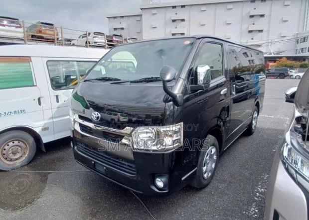 Toyota Hiace Super GL Dark Prime2 2020