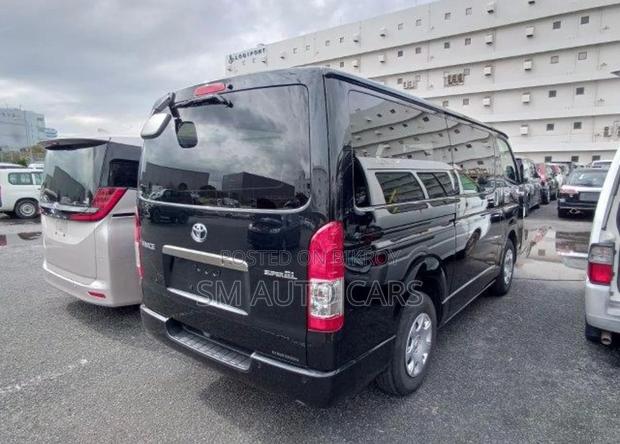 Toyota Hiace Super GL Dark Prime2 2020