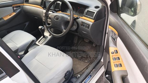 Toyota Corolla G 2004