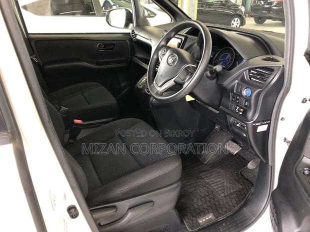 Toyota Noah X Package 2020