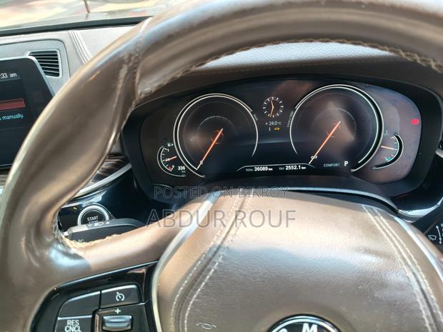 BMW 530i BROWNE 2017