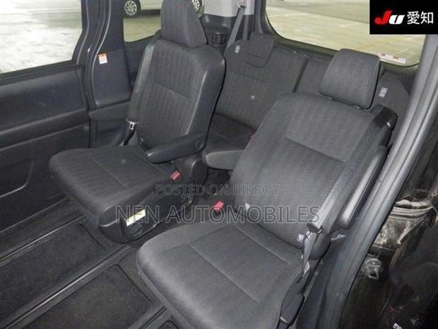 Toyota Noah G 4.5 Two Door powr 2022