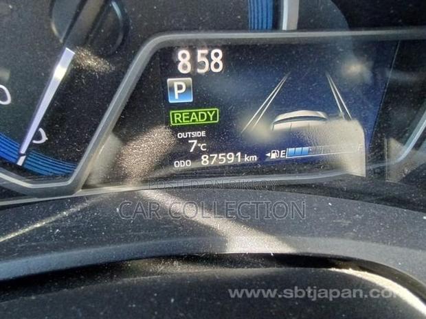 Toyota Fielder Ex Hybrid Black 2022