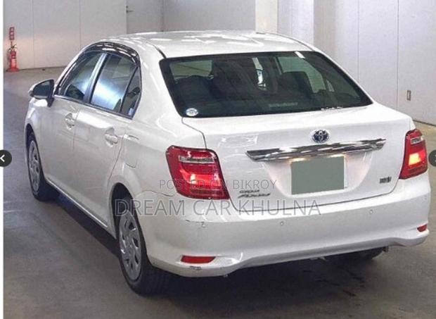 Toyota Axio EX HYBRID WHITE 2021
