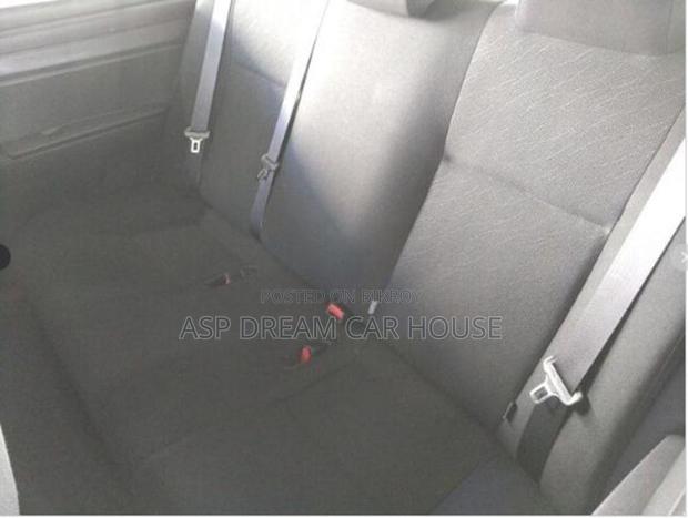 Toyota Axio EX HYBRID WHITE 2021
