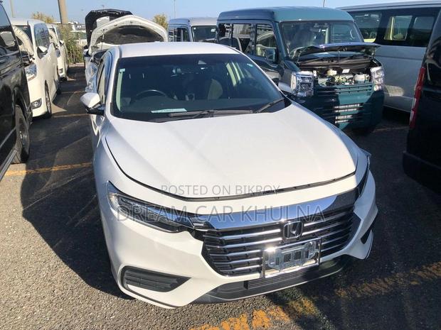 Honda Insight LX Hybrid Pearl 2020